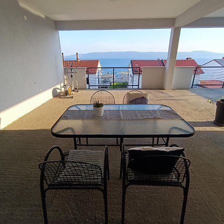 Apartmani Biba โนวีวีโนดอลสกี ภายนอก รูปภาพ